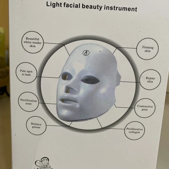 LED Light Therapy Mask - Picture 4 of 15